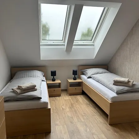 Πανσιόν Pod Vrsatcom 3*