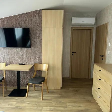 Pod Vrsatcom בית הארחה